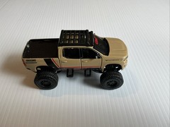 Maisto Rebels 4 X 4 2019 Chevy Silverado 271 Tan 25205 1/52 Scale