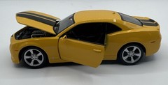 Chevrolet Camaro SS RS 2010 YELLOW 1:24 scale Diecast CAR BY MAISTO BRAND NEW