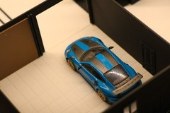 1:64 Scale Diorama House with 2 Car Garage | 3D Printed Display for Diecast Cars