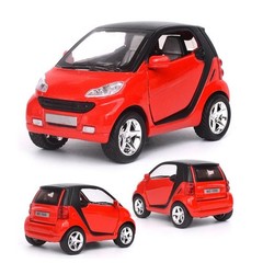 1:32 Red Pull Back Model Car Toy Boy/Girl Gift With Sound&Light For Smart ForTwo