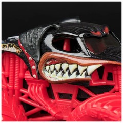 Monster Jam, Official Monster Mutt Rottweiler Monster Truck, Die-Cast…