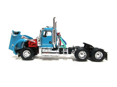 DCP / FIRST GEAR 1/64 SCALE W-900 KENWORTH DAY CAB, TEAL, RED ENGINE