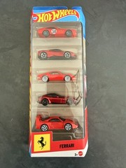 Hot Wheels: 2026 Ferrari 5-Pack – SEALED/NEW