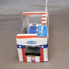 M2 Machines NHRA RED WHITE & BLUE 1957 Chevrolet Sedan Delivery 1/64 Diecast