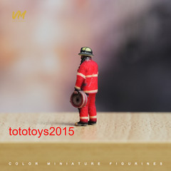 1/87 1/64 1/43 1/35 1/24 1/18 Male Firefighter Scene Minatures Figures Doll Toy