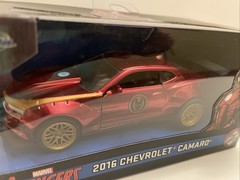 Jada 1:24 Die Cast #99724 IRON MAN & 2016 CHEVROLET CAMARO Marvel Avengers Car