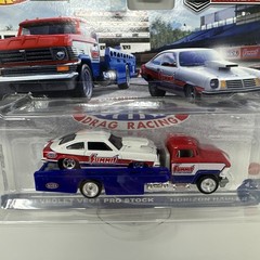 Hot Wheels Premium Team Transport ‘74 Chevy Vega Pro Stock & Horizon Hauler