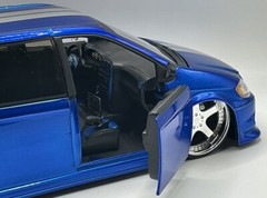 Chrysler Town & Country CAND BLUE – Jada Dub City 1:24 Scale Die-cast “MAYA”