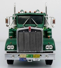 1976 Kenworth W900A Tractor & Trailer: Movin’ On 1:43 Diecast/ABS Plastic Model