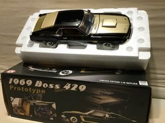 MUSTANG PROTOTYPE BLACK/GOLD BOSS 429 1969 FORD 1/18 ACME DIECAST A1801844 look