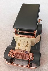 2024 Classical Car 1920’s DELIVERY TRUCK 1:32 Scale Diecast Pull Back Motor
