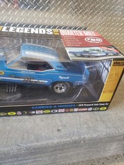 Candies & Hughes 1970 Plymouth Cuda “Legends of The Quarter Mile” 1/18 By AW