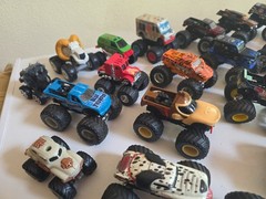 Hot Wheels Monster Jam Trucks 1:64 Lot Of 23 Soma VTG 90s 2000s Mixed