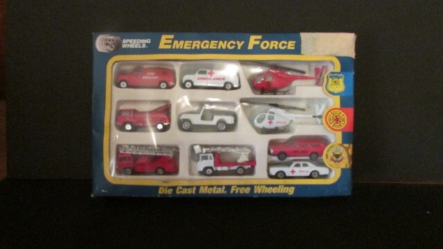 Speed Wheels Ambulance ~ Emergency Medical Services Open Box