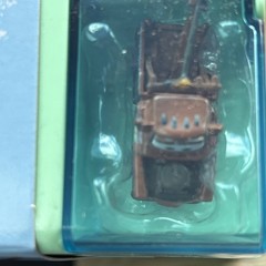 NEW Disney Pixar Cars On-the-Go Mater’s Junkyard Playset Portable Carrying Case