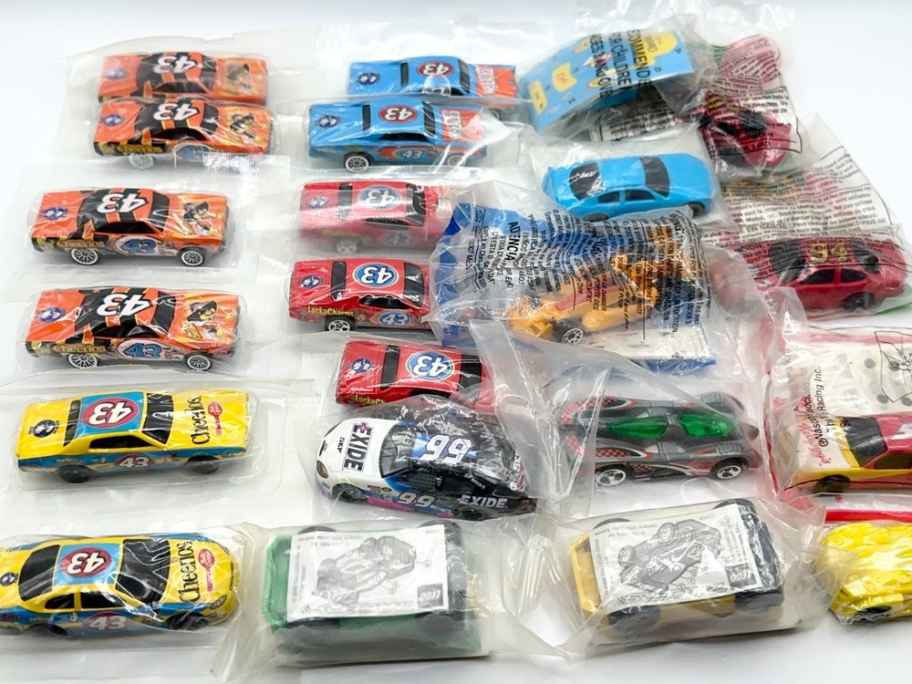 (20+) Hot Wheels & LEGO Cereal Baggie Richard Petty & More Lot of Cars SEALED!