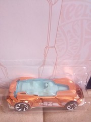 Hot Wheels 52nd Anniversary Chase Car Gazella GT Pearl Chrome 2020 soft corners