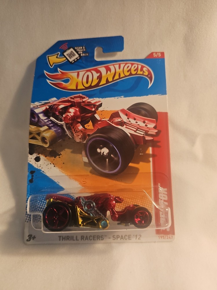 Hot Wheels Thrill Racers 5/5 Space 12 Spector Red 195/247