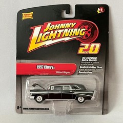 Johnny Lightning 2.0 1957 Chevy Bel Air Hearse w/ RRs 2010 Wicked Wagons