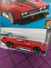 Hot Wheels # 83/250 Count Mascula HW Dream Garage 2/5 Special Feature