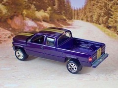 1994 – 2001 Dodge Ram 2500 V8 Sport Quad Cab 4WD 1/64 Scale Limited Edition J
