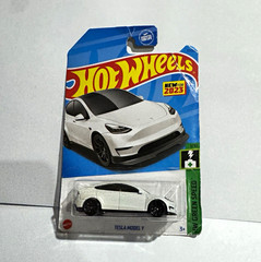Hot Wheels HW Green Speed Tesla Model Y 1:64 Diecast Car White 2021 Unopened
