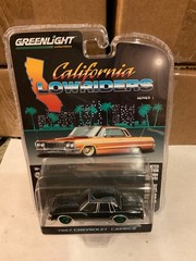 Greenlight California Lowriders 1987 Chevrolet Caprice black GREEN CHASE
