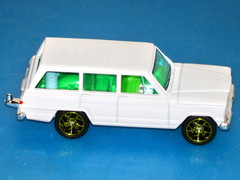 Custom Wheel Swap Matchbox 1964 Jeep Wagoneer Pair w/Clear PVC Display Cases