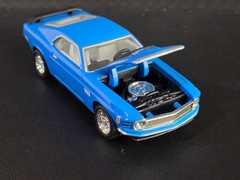 Hot Wheels ’70 Ford Mustang Boss 429 Grabber Blue & Real Riders wheels