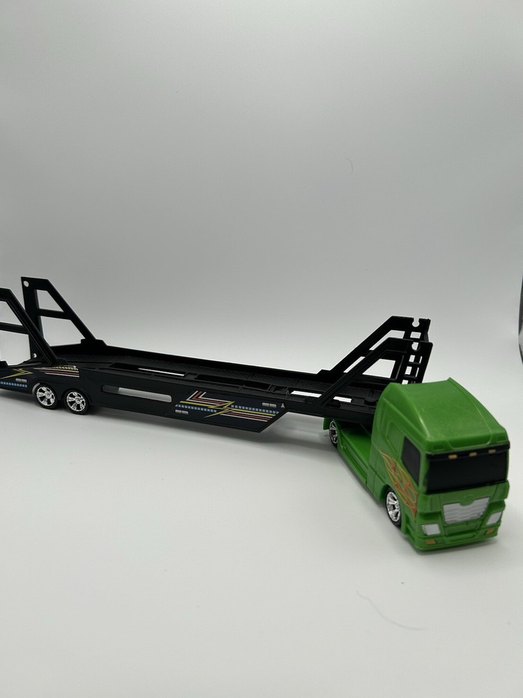 Motor Max Transport Truck, Semi Car Hauler, 1/64++, Plastic Diecast. #76542 D4