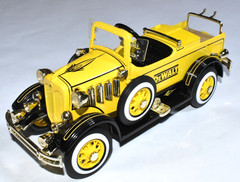 1935 Gendron LaSalle Package Truck Pedal Car Crown Premiums NAPA DeWALT 1:8 Bank