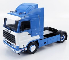 KK-Scale SCANIA 143M 500 Streamline Tractor Truck 1:18 1995