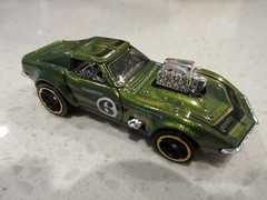 2025 Hot Wheels ’68 Chevy Corvette Green HW Dream Garage Diecast 1:64 Toy Car