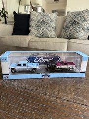 M2 Machines 1987 Ford F-350 Truck & 1995 Ford Ranger Hauler