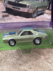 Johnny Lightning Classic Gold Collection 13 1968 Custom AMX Goodyear Rubber NIP