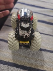~~•RARE~~~~MONSTER JAM “STEER CLEAR”™ 1/24 DIE-CAST BY HOT WHEELS™