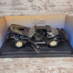 ERTL American Muscle Smokey And The Bandit Trans Am 1/18 Scale w/Box