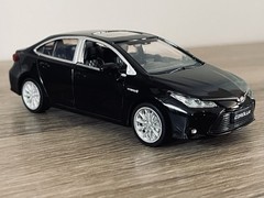 TOYOTA COROLLA HYBRID NEW BLACK 1/33 VEHICLE HTF DIECAST COLLECTORS MODEL GIFT