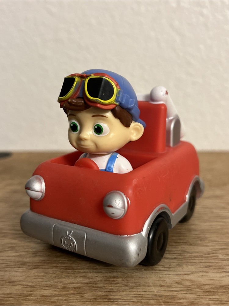 Cocomelon Tom Tom Red Fire Truck Vehicle 2020 Moonbug Jazwares 3.5” Plastic Toy