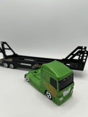 Motor Max Transport Truck, Semi Car Hauler, 1/64++, Plastic Diecast. #76542 D4