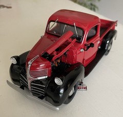 DANBURY MINT 1941 DODGE PICKUP TRUCK 1:24 SCALE DIE CAST- COA NIB – read