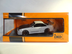 IXO MODELS 1:43 SCALE – WHITE – 1997 NISSAN 240SX (S14) WITH DISPLAY CASE