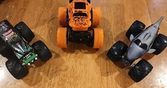 Monster Trucks 3 Die Cast 1:64 Black Green, Gray, Orange