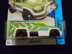 HW HOT WHEELS TREASURE HUNT 2014 HW CITY #47/250 FIRE RESCUE DUTY HOTWHEELS TH