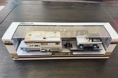 M2 MACHINES HAULER 1974 CHEVROLET CHEYENNE SUPER 30 CAMPER & 1974 K5 BLAZER