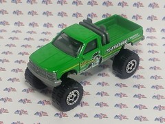 2011 Matchbox MBX National Park Chevy K-1500 Pickup Green Snow Black Ice Loose