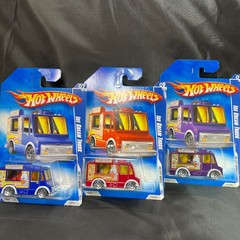 Hot Wheels 2009 Ice Cream Truck Lot of 3 Blue Red Purple HW City Works 113/190