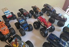 Hot Wheels Monster Jam Trucks 1:64 Lot Of 23 Soma VTG 90s 2000s Mixed