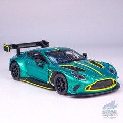1/31 Aston Martin Vantage GT3 Model Car Diecast Vehicle Collection Gift Green