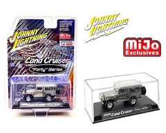 Johnny Lightning 1/64 1980 Toyota Land Cruiser “Forty” Series (Chrome) JLCP7367